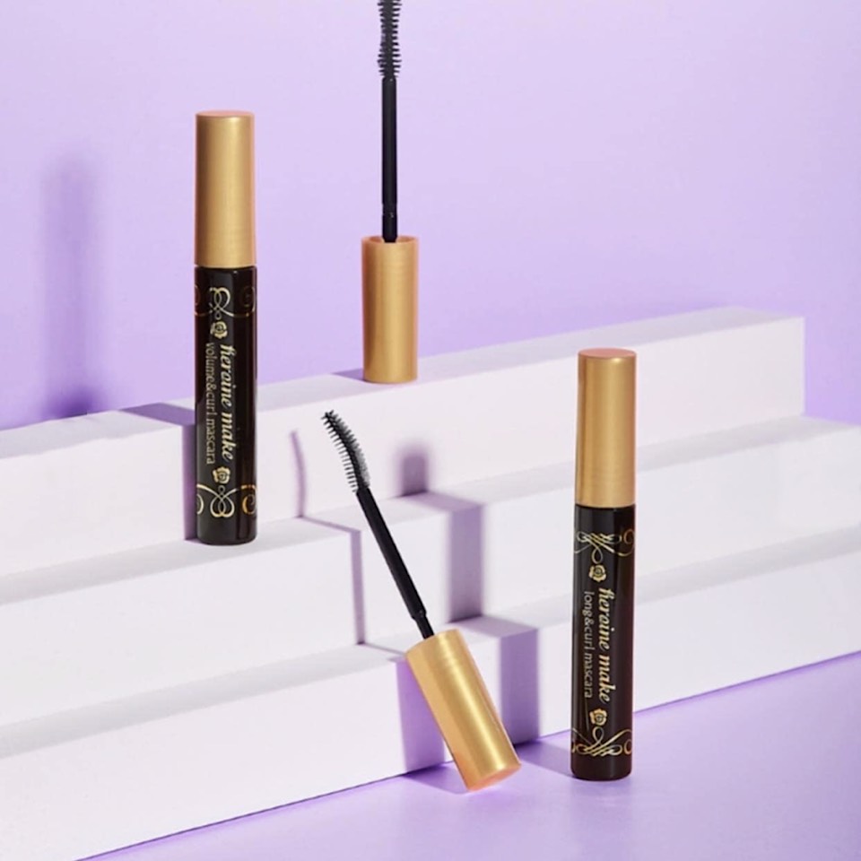 MASCARA KISS ME HEROINE MAKE