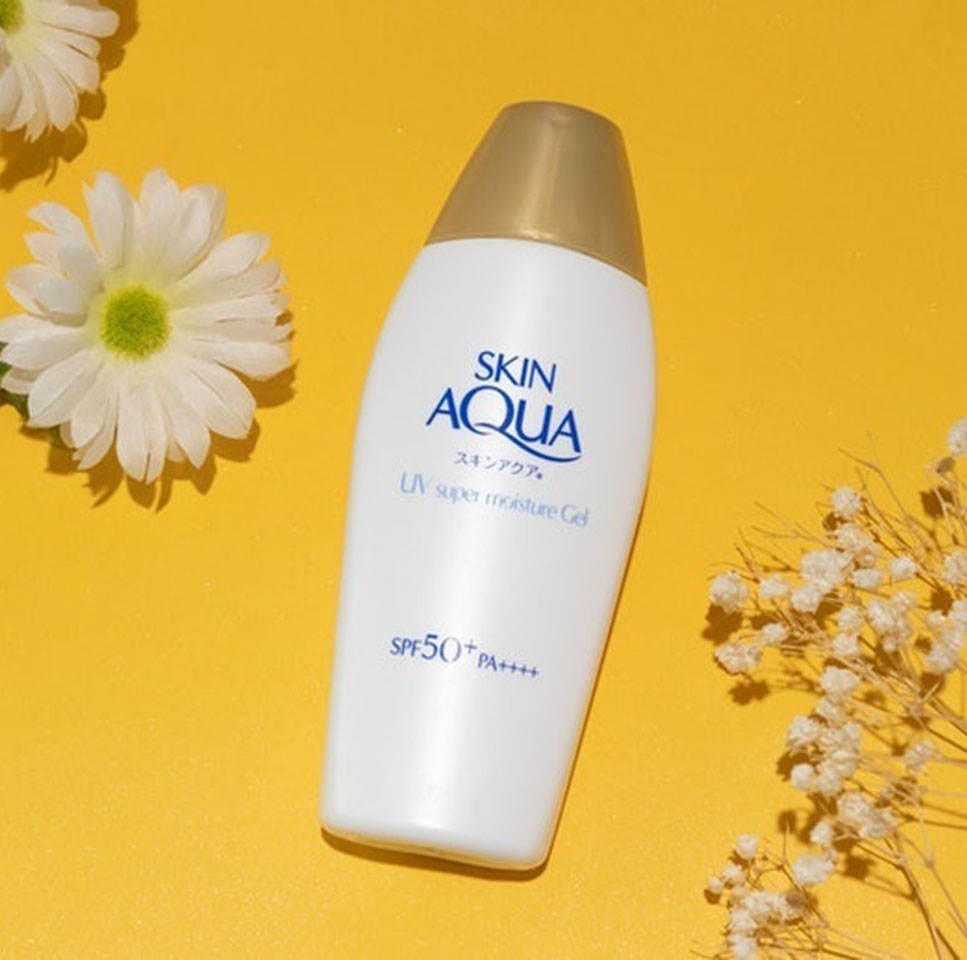 Kem chống nắng Nhật Skin Aqua UV Super Moisture Essence SPF 50+ PA++++ 110g